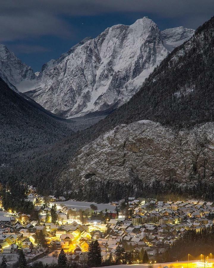 Vila Mountain View Glamping Dovje Exteriér fotografie
